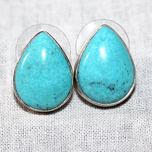 Jewelry - Vintage Sterling Silver Tear Drop Turquoise Stud Earrings